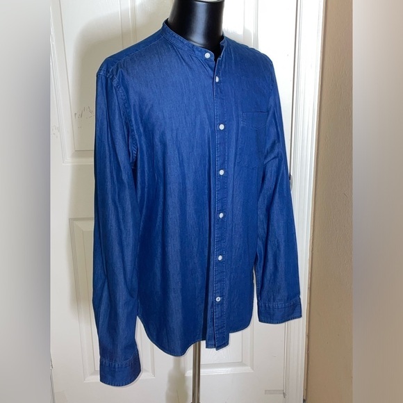 Gap Men Western Denim Shirt Mock Neck Size: XL​​​​​​​​ - Picture 1 of 10